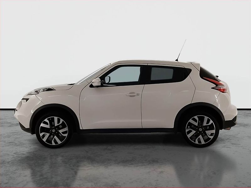 Nissan Juke (2015) Tekna 1.6 DIG-T, Navi - fotka 3 z 20
