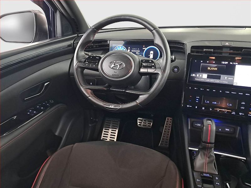 Volvo XC90 (2016) T8 Twin Engine AWD - fotka 7 z 23