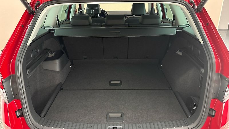 Škoda Kodiaq 2.0 TSI DSG 4x4 L&K - fotka 17 z 34
