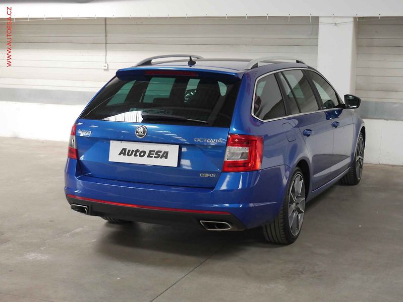 Škoda Octavia (2013) 2.0 TSI, 2.maj,ČR, Navi - fotka 6 z 24