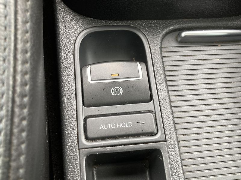 Volkswagen Tiguan (2013) 2.0TDI R-line - fotka 18 z 37