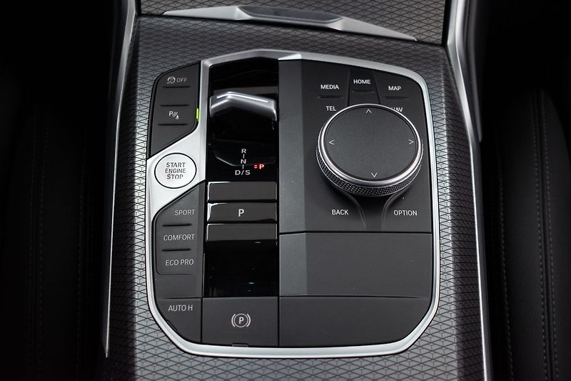 BMW Řada 3 320d xD ///M*ZÁRUKA*TAŽNÉ*ČR 1 - fotka 23 z 46