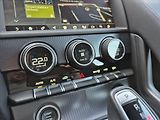 Jaguar F-Type 3,0 P380 RWD YUNNAN YELLOW - náhled 16
