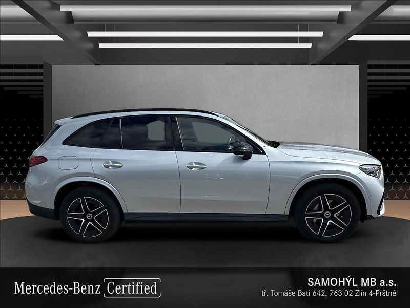 Mercedes-Benz GLC 300de 4MATIC AMG linie - fotka 6 z 13