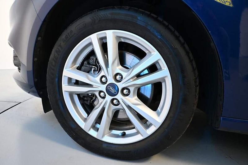 Ford S-MAX (2017) 2.0 BUSINESS Navi 8 Kol POWERS - fotka 24 z 27