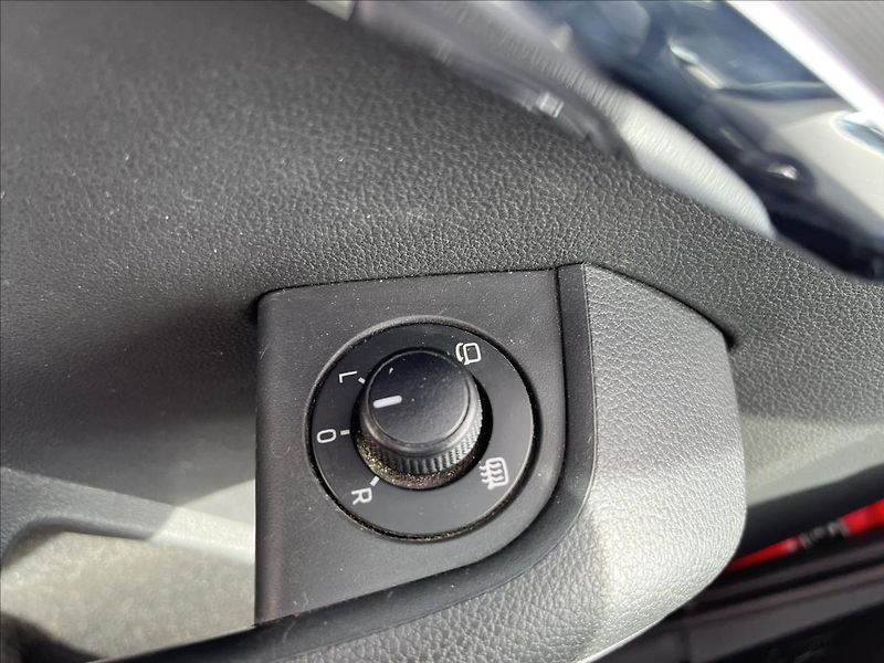 Škoda Octavia 1,6 TDi AMBIENT KLIMA STK 1/28 - fotka 28 z 34
