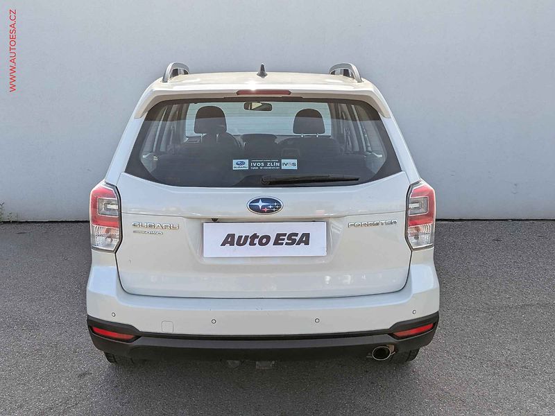 Subaru Forester (2017) 2.0i 4x4, 1.maj,ČR, AC, TZ - fotka 5 z 17