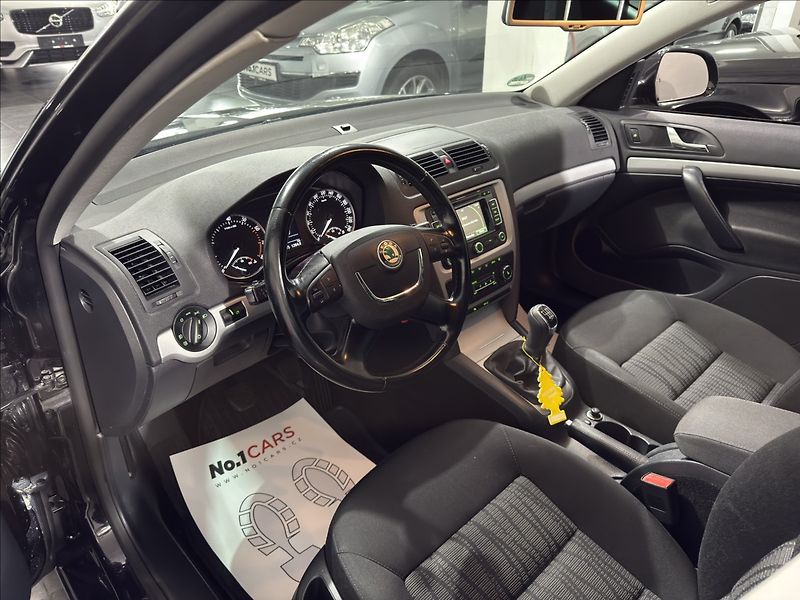 Škoda Octavia 1,4   TSI 90KW XENON ELEGENACE - fotka 8 z 33