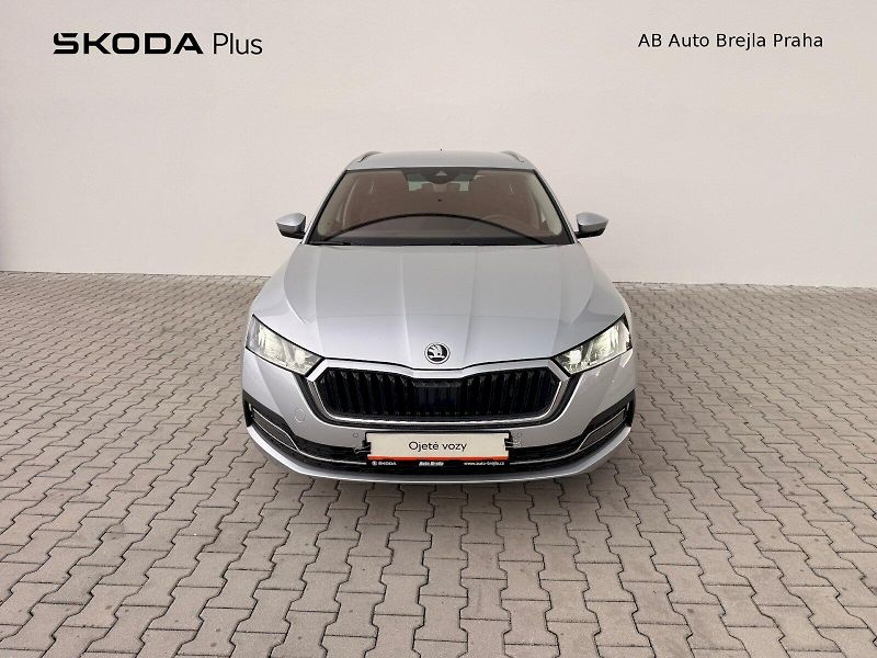 Škoda Octavia (2022) COM STY TS 4X4 140/2.0 A7F - fotka 4 z 35