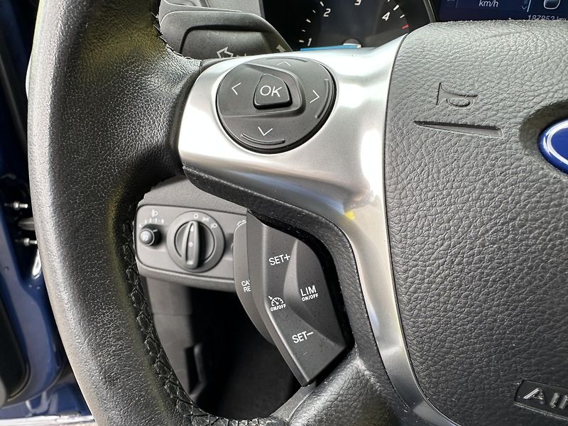 Ford Kuga (2014) 2.0TDCI/103kW * ČR * 4x4  - fotka 10 z 33