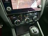 Škoda Octavia (2017) Scout 2.0 TDI, 4X4, Automat - náhled 16