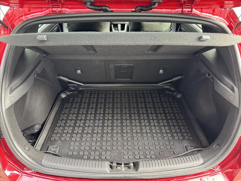 Hyundai i30 2,0 T-GDI N Performance DCT - fotka 11 z 17