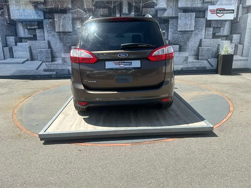 Ford Grand C-MAX (2016) 2.0TDCi, 110KW, TITANIUM - fotka 7 z 23