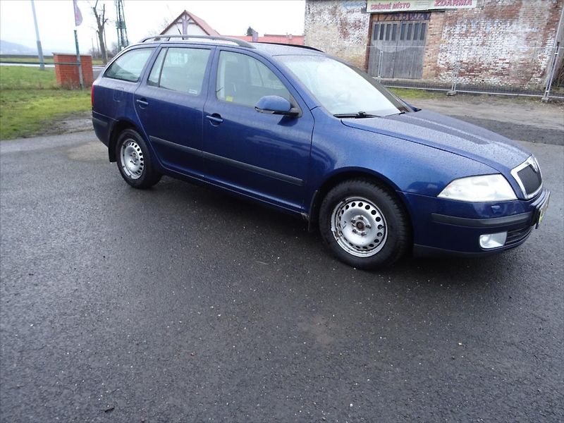 Škoda Octavia 1,9 TDI  77 kW - fotka 2 z 28