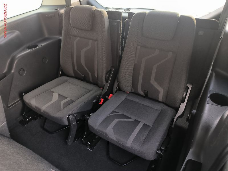 Ford Tourneo Connect (2015) 1.5 TDCi MAXi, 2.maj, Trend - fotka 11 z 20