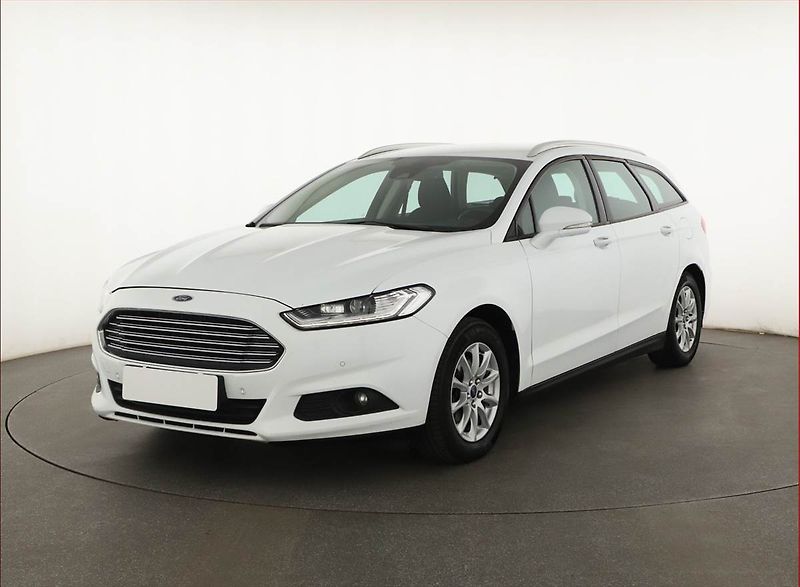 Ford Mondeo (2019) 2.0 TDCI, Automat, Navi - fotka 2 z 20