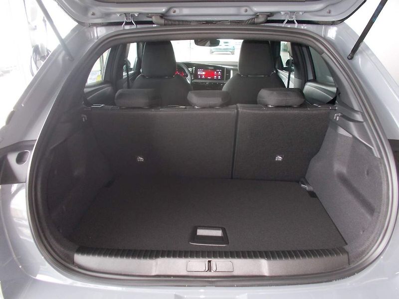 Opel Mokka (2026) Edition 1.2 TURBO (100 kW/136 - fotka 3 z 23
