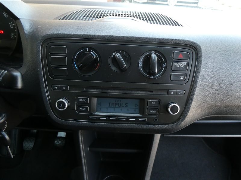 Škoda Citigo 1,0 MPi - fotka 20 z 26