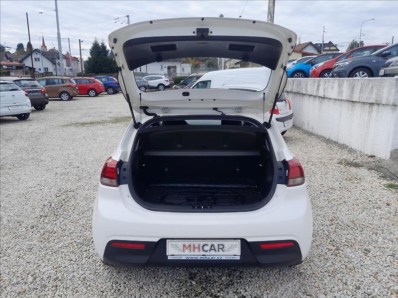Kia Rio 1,2i 61kW - fotka 23 z 44