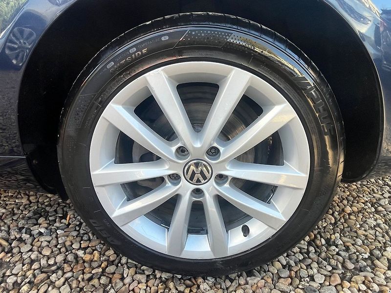 Volkswagen Passat 2.0TDi.4X4.MAN6.HIGHLINE.KŮŽE - fotka 14 z 38