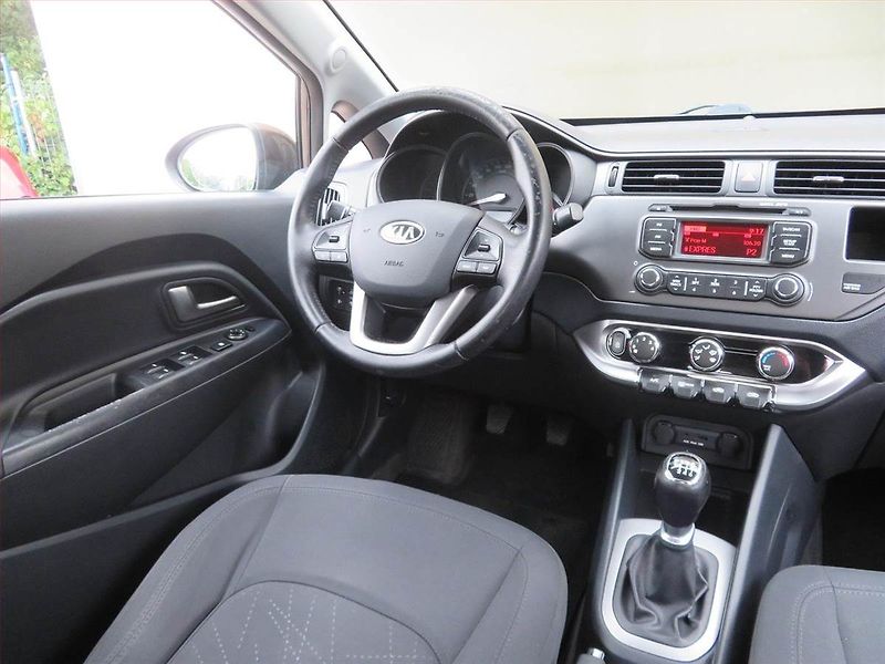 Kia Rio (2011) 1.4 CVVT, Serv.kniha - fotka 7 z 14