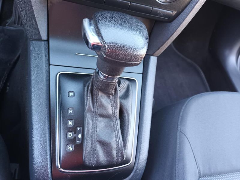 Škoda Octavia 1,6 MPI,75KW,DSG,KLIMA, - fotka 29 z 31