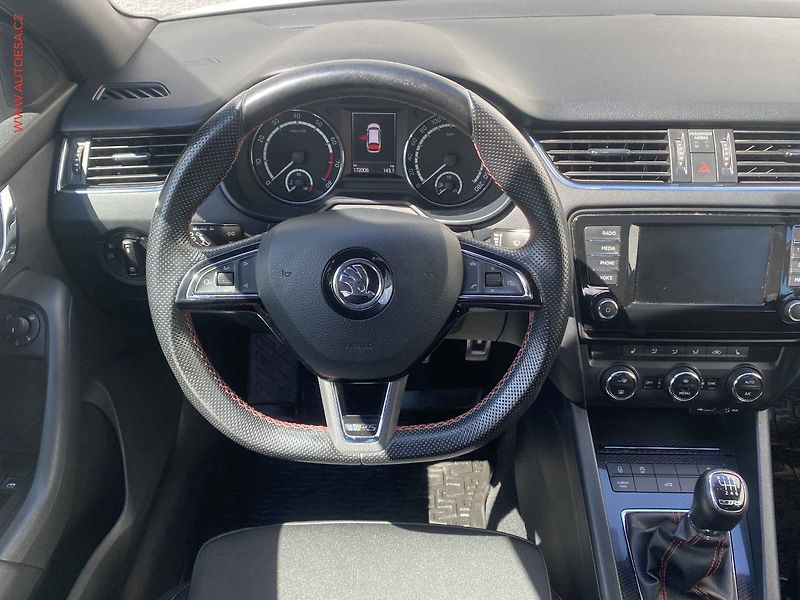 Škoda Octavia (2016) 2.0 TSi, RS Challange, bixen - fotka 11 z 20