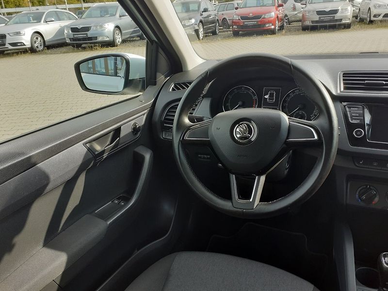 Škoda Fabia (2019) 1.0 MPI 55 Kw - fotka 10 z 33