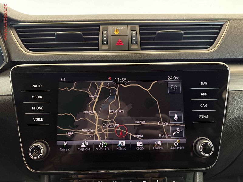 Škoda Superb (2017) 2.0 TDI, 2.maj,ČR, Style - fotka 11 z 18