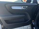 Volvo XC40 B3 FWD BE // 360 // kola - náhled 11