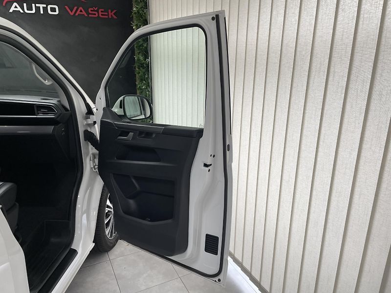Volkswagen Multivan 2.0TDi 4x4 DSG ČR 1.MAJ TOP ! - fotka 15 z 40