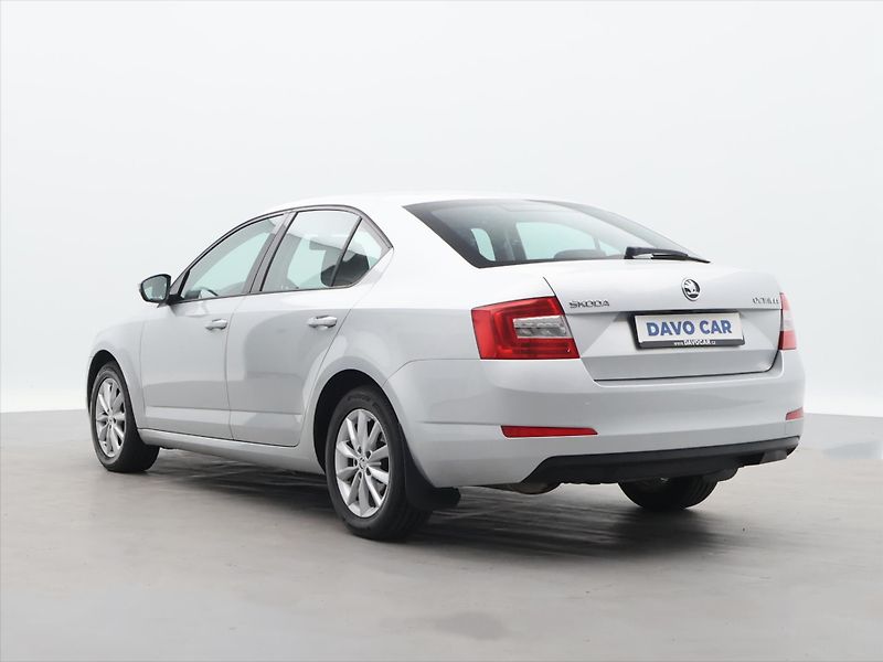 Škoda Octavia 1,4 TSI 110kW Style Aut.klima - fotka 5 z 27