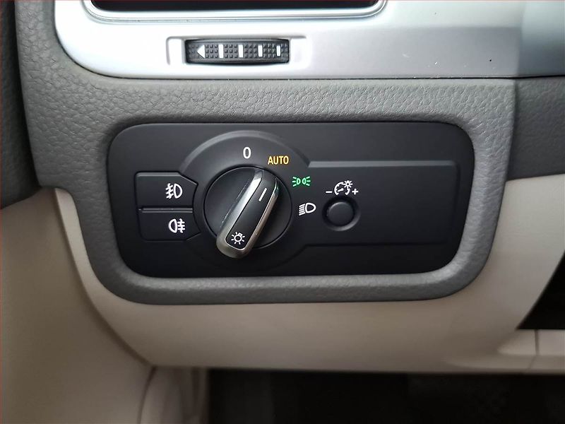 Volkswagen Touareg (2015) 3.0 TDI - fotka 22 z 27