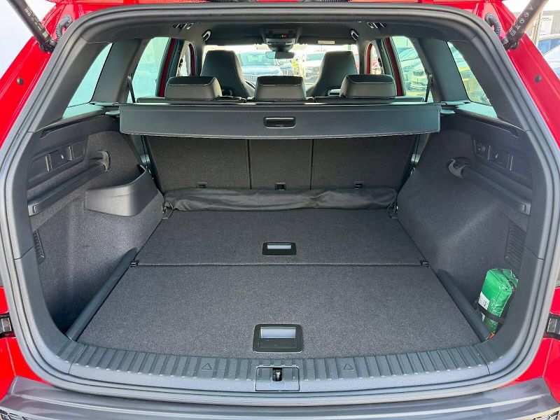 Škoda Kodiaq (2022) 2.0 TSI 140kW 4x4 SportLine DS - fotka 34 z 35