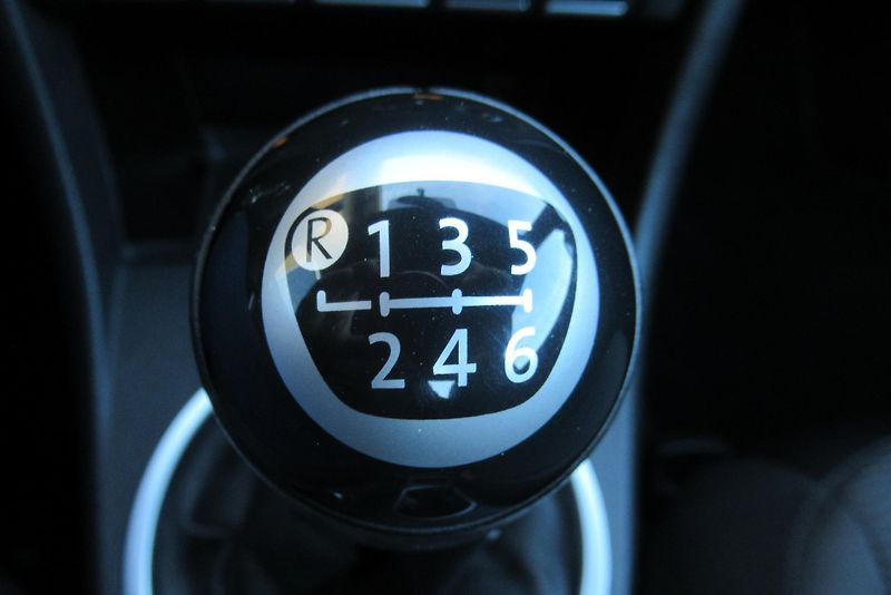 Volkswagen Beetle 1.2 TSi KLIMA SADA KOL - fotka 16 z 27