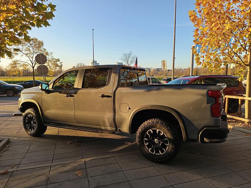Chevrolet Silverado (2025) ZR2, rezervováno - fotka 3 z 18