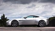 Aston Martin DB10.