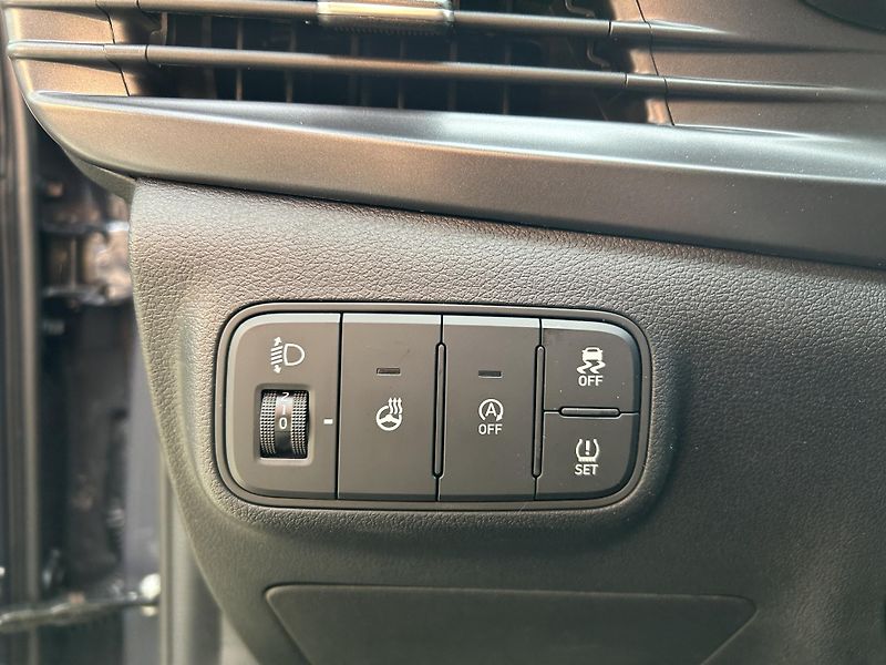 Hyundai i20 26 1,0 T-GDI DCT GO PLUS! 66kW - fotka 16 z 30