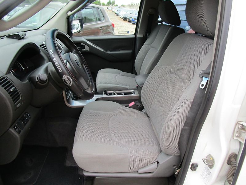 Nissan Pathfinder 2,5DCI-128KW-NOVÝ OLEJ - fotka 7 z 15