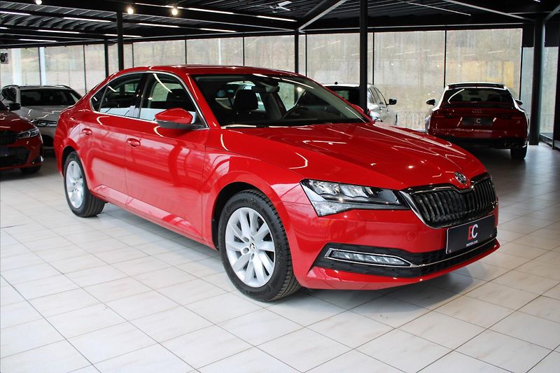 Škoda Superb 2,0 TDi DSG Style - fotografie inzerátu