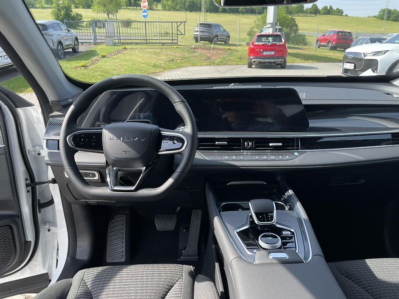 Chery Tiggo 7 PHEV (2026) PHEV FAMILY EDITION! - fotka 15 z 23