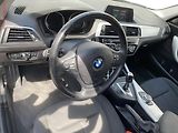 BMW Řada 1 (2018) 2.0d 118d, AT, navi, AC - náhled 12