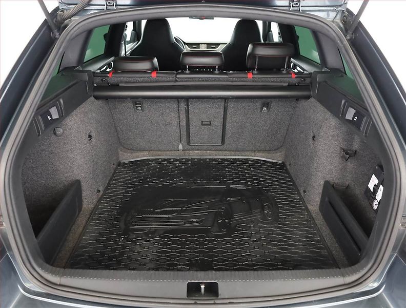 Škoda Octavia (2015) RS 2.0 TDI, Automat, Kůže - fotka 19 z 20