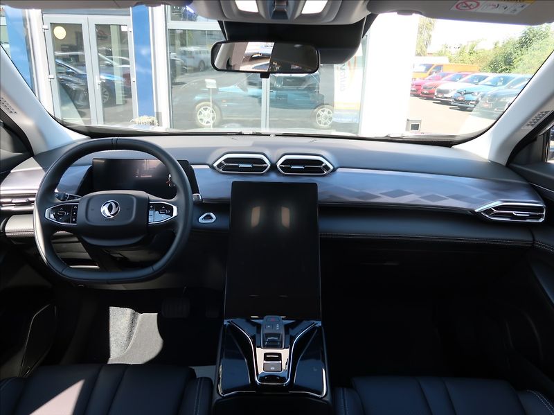 Dongfeng Mage (2026) 1,5 T 145 kW E3 DCT7 - fotka 21 z 27