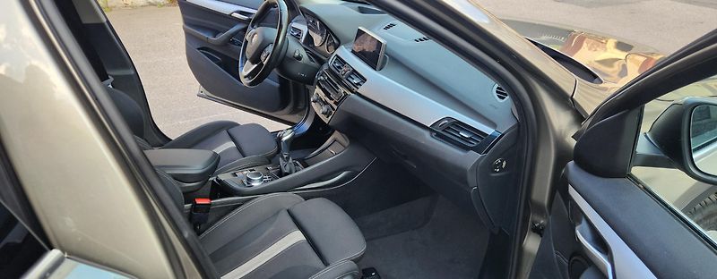 BMW X1 (2016) 2,0d ČR AUTOMAT LED TAŽNÉ - fotka 13 z 49