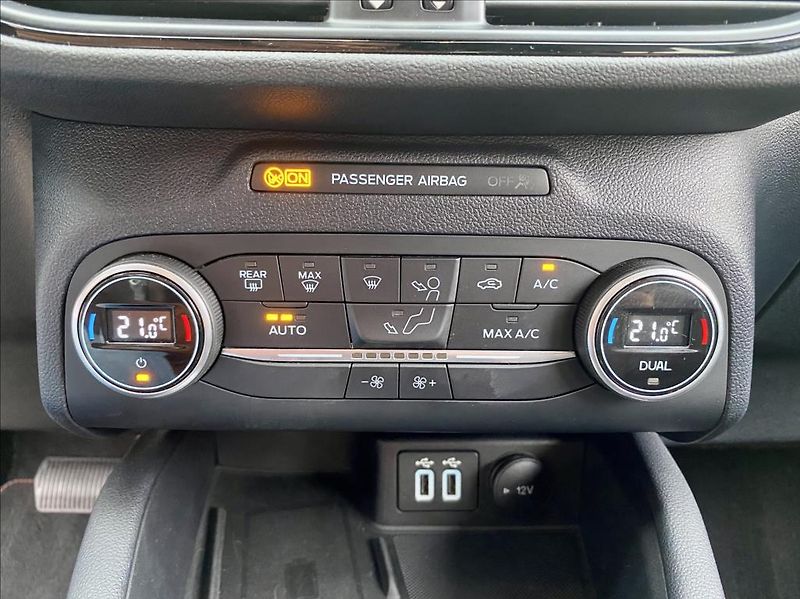 Ford Kuga 2,0 EcoBlue  ST-LINE AWD záruk - fotka 37 z 52