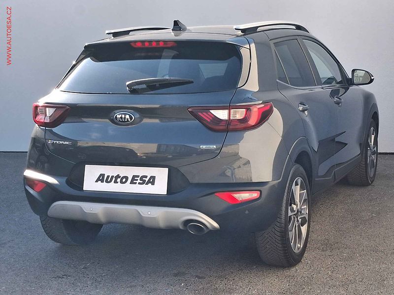 Kia Stonic (2019) 1.6 CRDi, Exclusive, TZ - fotka 4 z 20