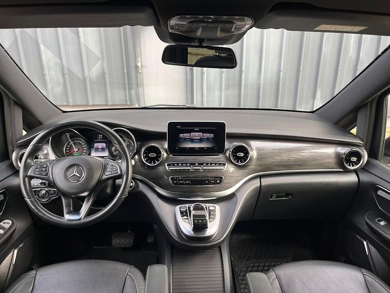 Mercedes-Benz Třídy V V300d Avantgarde 4MATIC / DPH  - fotka 10 z 29
