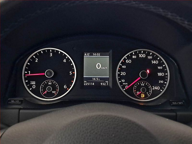 Volkswagen Tiguan (2013) 2.0 TDI, 4X4, Serv.kniha - fotka 11 z 17