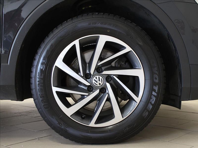 Volkswagen Tiguan 2,0 TSI 132KW DSG 1.majitel - fotka 32 z 40